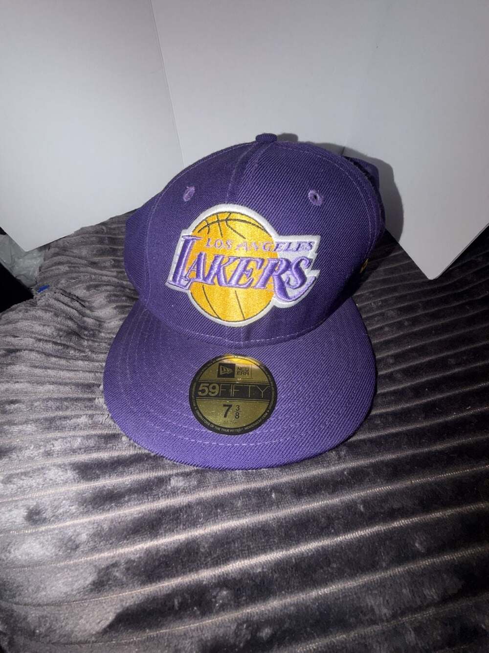 New Era Los Angeles Lakers 59Fifty Size 7 3/8 Cap
